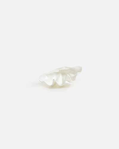 Resin Clam Shell - Medium